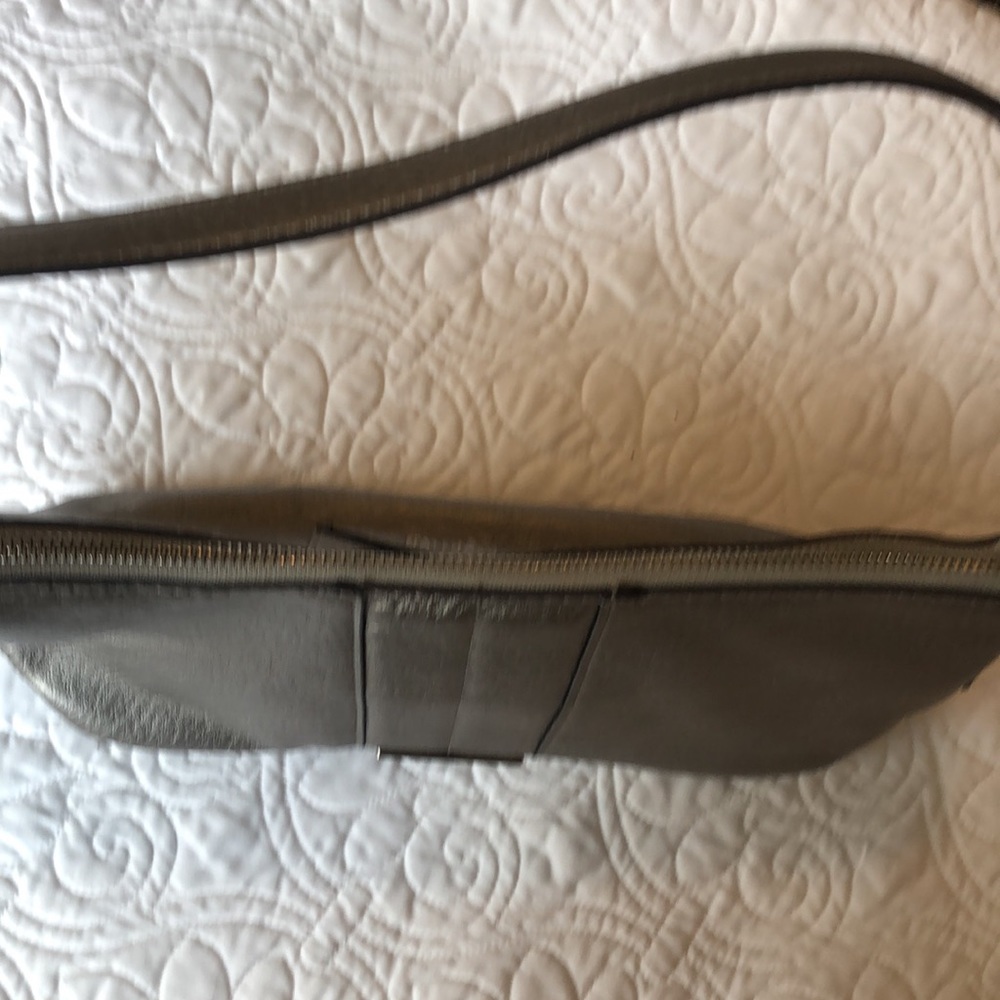 Kenneth Cole Reaction Silver Purse - Picture 8 of 10